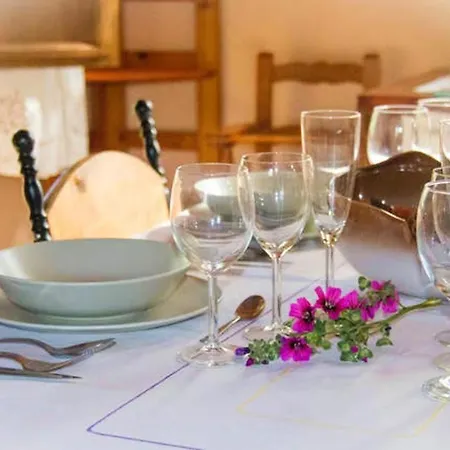 Semesterbostad 2 Bedrooms House With Private Pool Enclosed Garden And Wifi At Campos Campos (Mallorca)